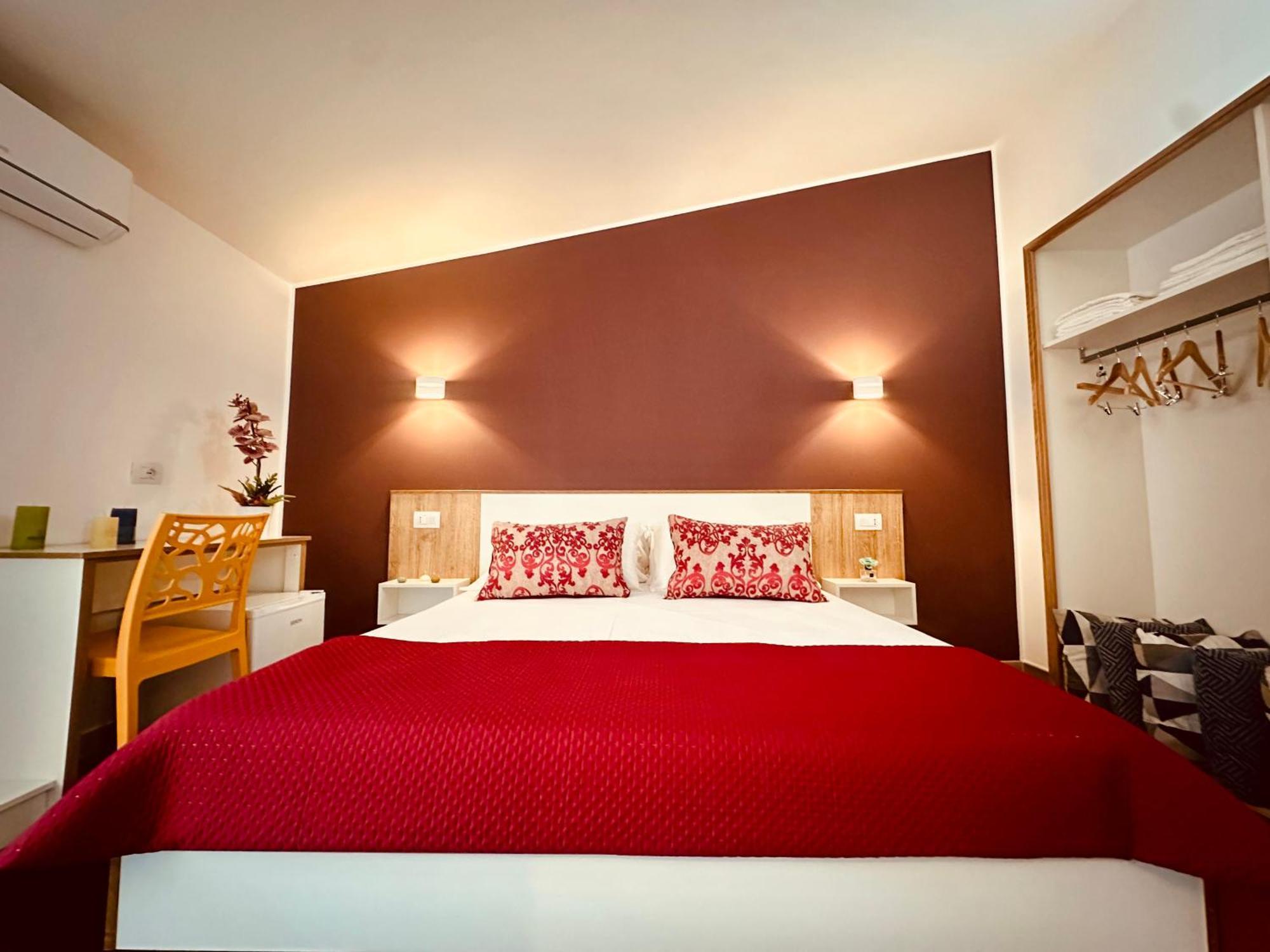 B&B The Sun - Family Rooms Tropea Dış mekan fotoğraf