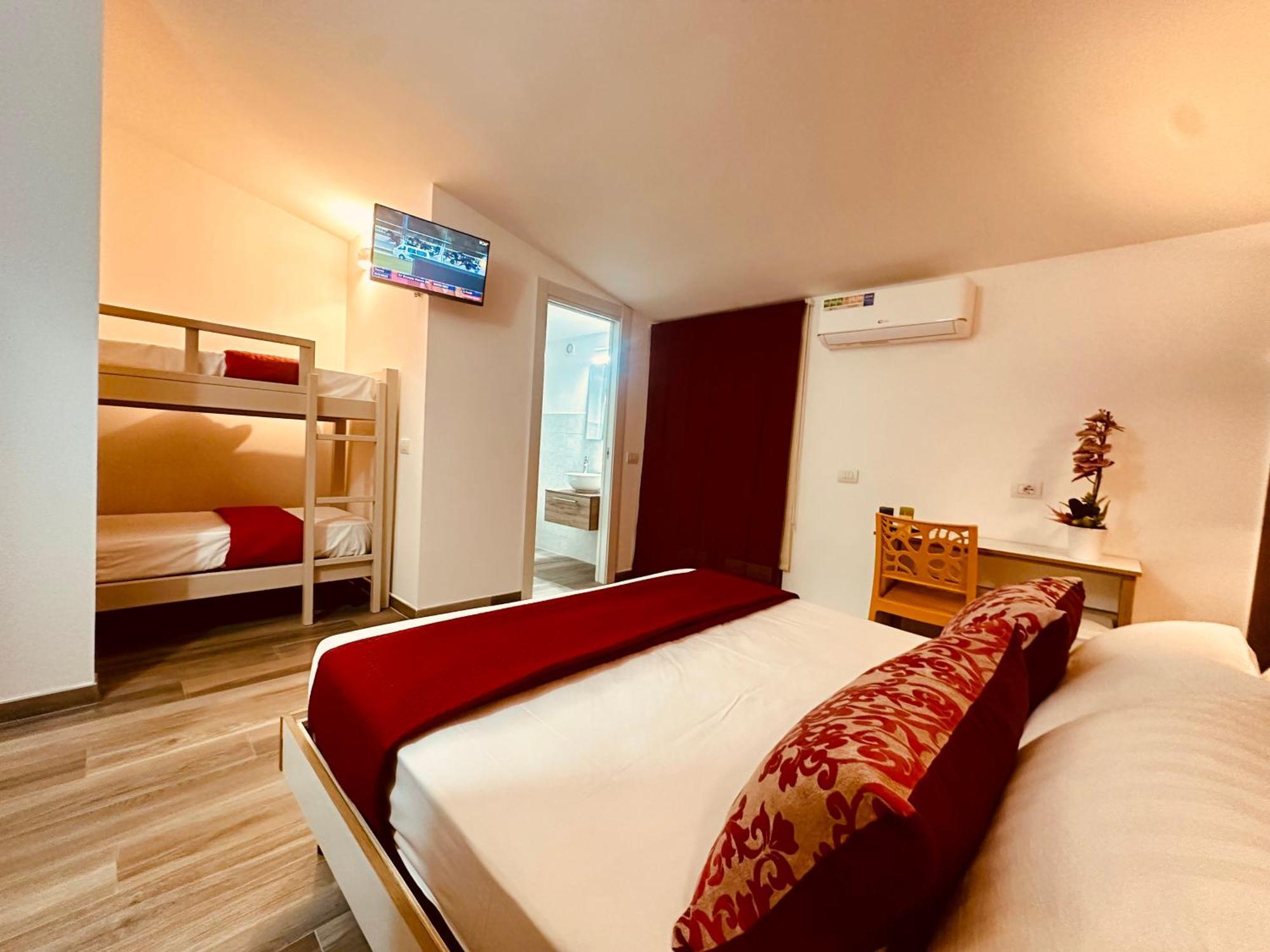 B&B The Sun - Family Rooms Tropea Dış mekan fotoğraf
